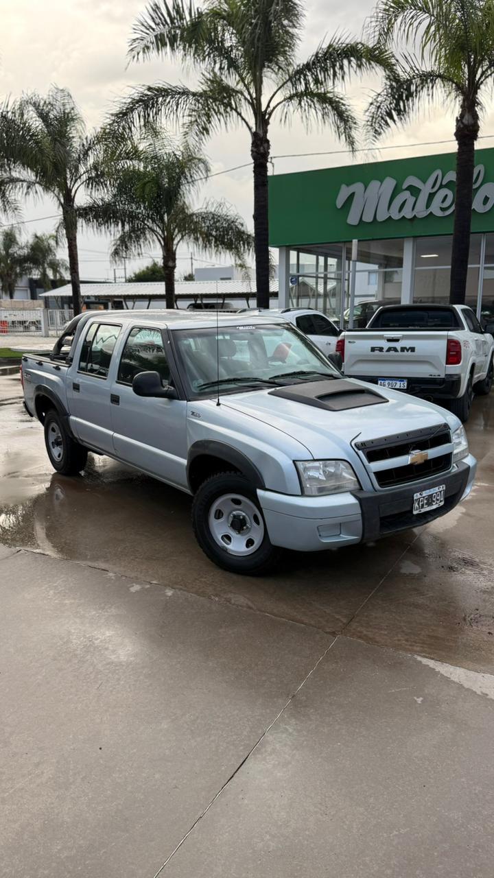 CHEVROLET - S10  - 4X2 ELECTRONIC  - 2011